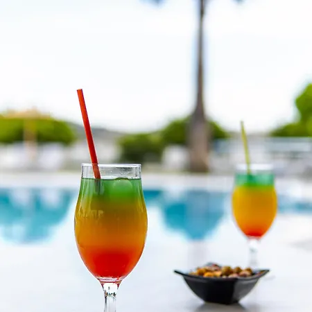 Hotel Manos Faliraki