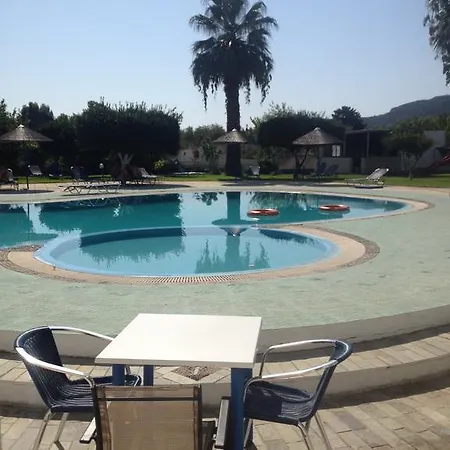 Hotel Manos
