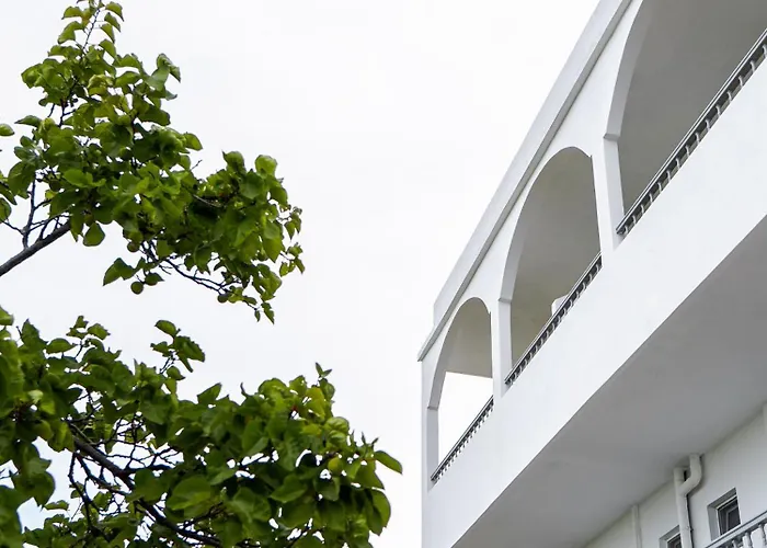 Otel Manos