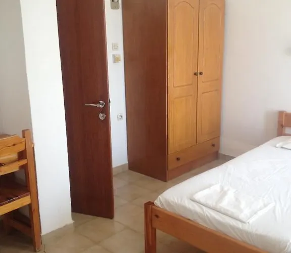 Manos 2* פליראקי