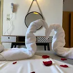 Hotel Manos