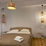 Hotel Manos 2*