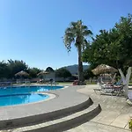 Hotel Manos Faliraki