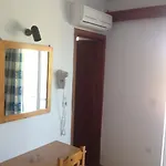 Hotel Manos